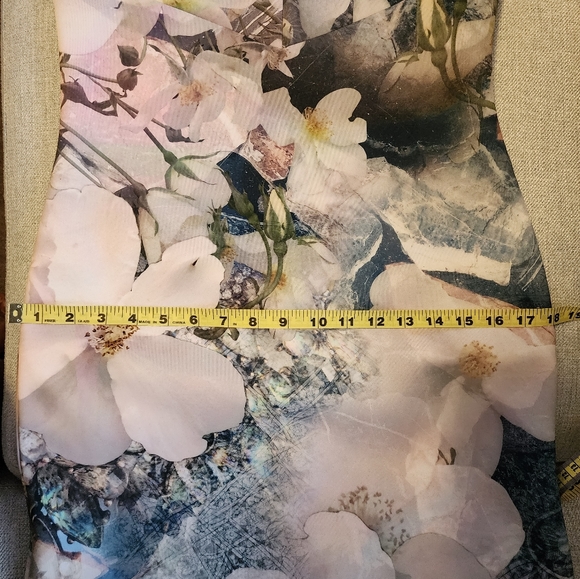 COPY - Ted Baker BodyCon Dress size 3 - Picture 9 of 10